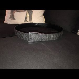 Michael kors belt